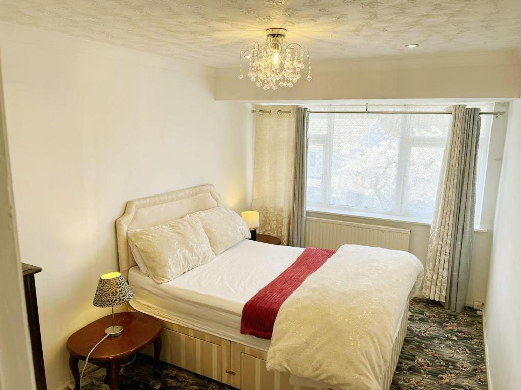 Blessings Of Peace Home Away From Home كارديف المظهر الخارجي الصورة