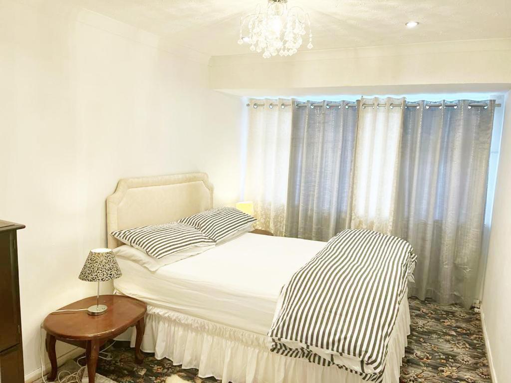 Blessings Of Peace Home Away From Home كارديف المظهر الخارجي الصورة
